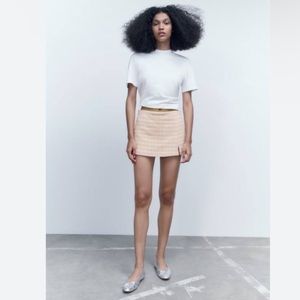 Zara BNWT skort textured